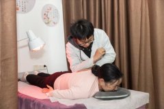 区像仙桃街道睦邻社区如许摸索养中有医