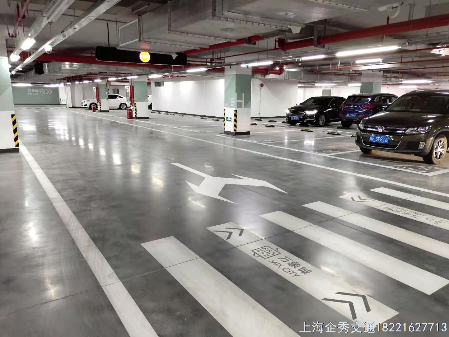 停车库划线